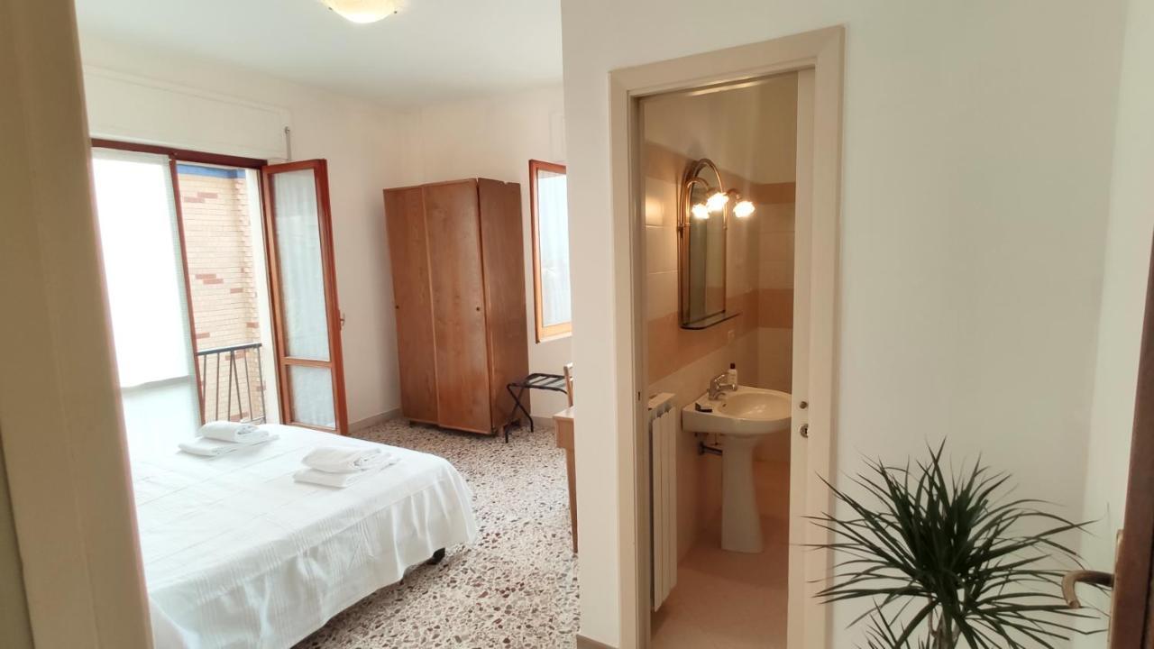 Appartamento La quiete a un passo dal centro Sorrento Esterno foto