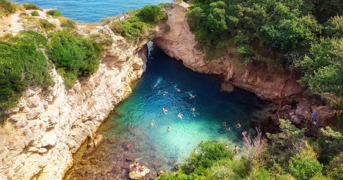 Appartamento La quiete a un passo dal centro Sorrento Esterno foto